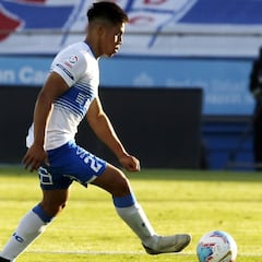 "Barcelona": la historia que une a joya de la UC con el nuevo alcalde de Maipú