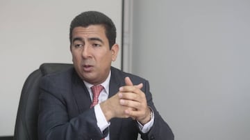 Estalla la polémica en Universitario por el cambio en la administración