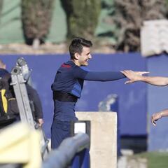 Vezo y Radoja, fuera de la lista para viajar a Eibar