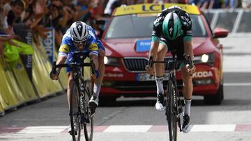 Alaphilippe se impone en el esprint de la sexta etapa del Dauphin&eacute;.