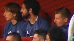 Isco se burló de Adams por su vestimenta: "¡Camarero!"