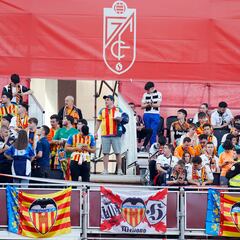 El Valencia fleta buses a Barcelona gratuitos por el cambio de LaLiga