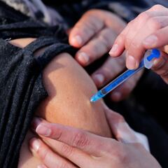 Sanidad confirma la cuarta dosis de la vacuna para toda la población