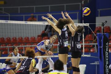 En un partido que se extendió más de dos horas de juego el Circolo Sportivo Italiano le volteó el partido a la Universidad San Martín y le ganó por 2 a 3 con parciales 25-22,25-20,19-25,20-25,16-18. Las dirigidas por Walter Lung supieron reponerse luego de empezar perdiendo los dos primeros sets.