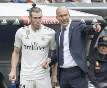 Bale, con Zidane.