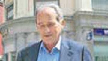 José Fernández, accionista.