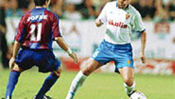 <B>PACIENCIA</B>. Aragón sabe que podría jugar menos, pero se lo toma con tranquilidad.