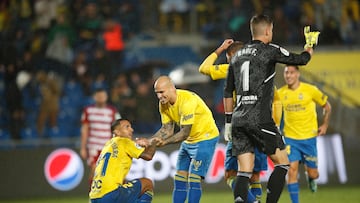 26/09/22 FUTBOL SEGUNDA DIVISION 
PARTIDO UD LAS PALMAS  - GRANADA 
JONATHAN VIERA SANDRO