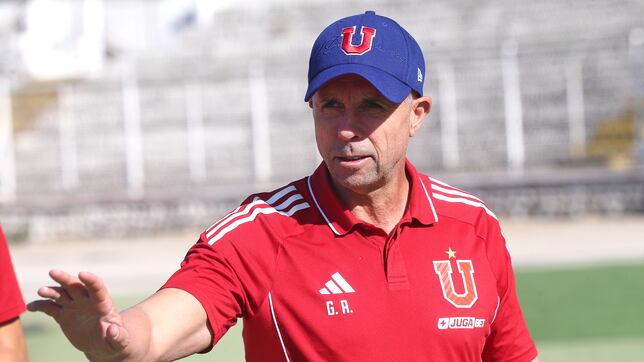 Formación confirmada de la U ante la UC: Álvarez anuncia a sus elegidos y deja fuera a dos figuras