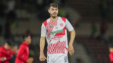 Alan Montes durante un partido con los Rayos del Necaxa.