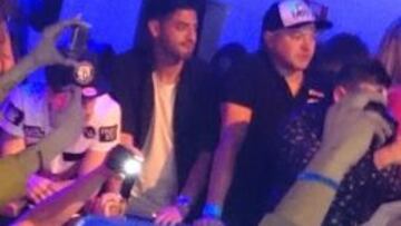 Carlos Vela, en el concierto de Chris Brown.