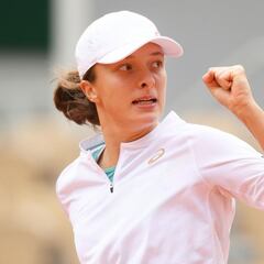 French Open 2020: Iga Swiatek becomes first Polish woman to make Roland Garros final