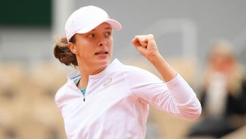 French Open 2020: Iga Swiatek becomes first Polish woman to make Roland Garros final
