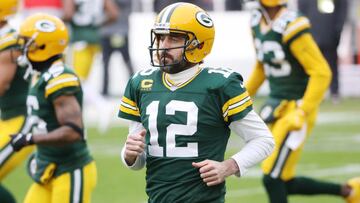 Packers star Adams suggests future linked to Rodgers stay