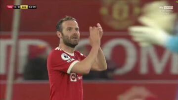 Momentazo para la historia del f¨²tbol espa?ol entre Old Trafford y Juan Mata