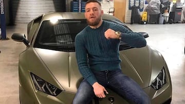 McGregor muestra y por dentro Lamborghini: Atentos al sonido