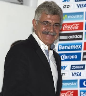 Ricardo Ferretti lució sonriente antes de ser presentado oficialmente como técnico interino de la Selección Mexicana.