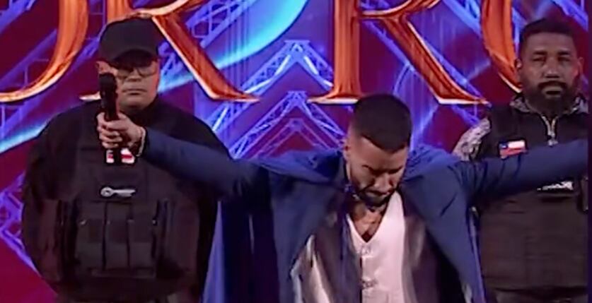 Pastor Rocha menciona a Sammis Reyes durante su rutina en el Festival de Viña del Mar y las redes estallan