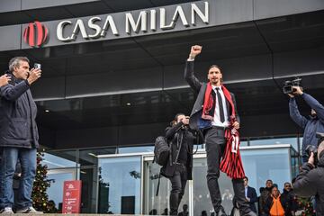 La presentación de Ibra con el Milan