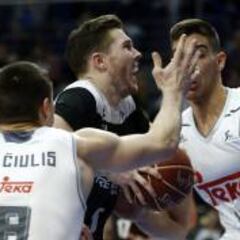 Bertans: "Si queremos el playoff no podemos perder ante Sevilla"