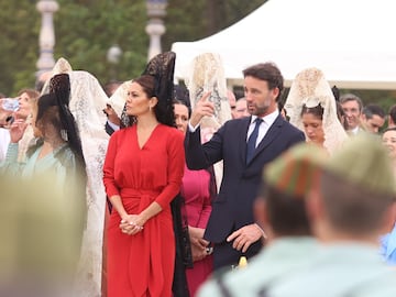 La relación terminó cuando, al parecer, ella habría recibido un correo de una mujer cuyas iniciales son V. C. con la que Escassi habría intentado sostener una relación paralela. 