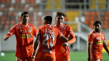 Cobreloa mete presión