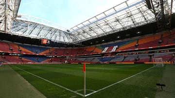 El estadio del Ajax se iluminará con 148 baterías de coches eléctricos