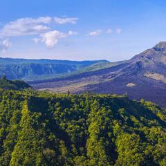 Bali se plantea prohibir la escalada y el senderismo