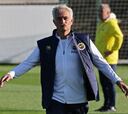 Mourinho, a por un lateral izquierdo: Reinildo o Reguilón