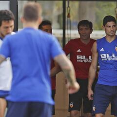 Guedes entra en su primera lista y Kondogbia vuelve