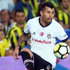 Medel dejaría Turquía para fichar en histórico club de Italia