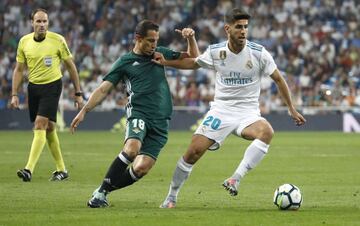 El que más veces lo ha visto como rival en el terreno de juego. El mediocampista tapatío se cruzó contra CR7 como jugador del Deportivo la Coruña, Valencia y Real Betis.