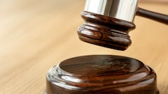 Se va de pesca en su baja laboral, le despiden tras 12 años en la empresa y la Justicia avala la decisión como procedente