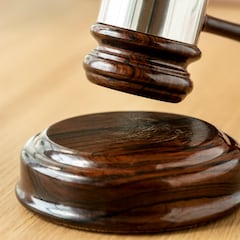 Una pareja jubilada se muda a un contenedor en su jardín y el juez les obliga a cumplir una orden de ejecución: “Esta es nuestra casa”