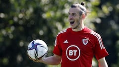 “Football is fickle”: Gareth Bale speaks on breaking records, biennial World Cup & Ronaldo’s return