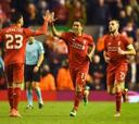 Liverpool se ilusiona tras clara victoria sobre el United