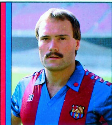 Etapa en el FC Barcelona: 1982-88 | Etapa en el Betis: 1988-90