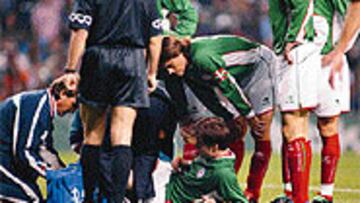 <b>SE LESIONÓ EN EUSKADI</b>. Xabi Alonso sufrió un fuerte esguince de tobillo el pasado 28 de diciembre, en el amistoso que Euskadi disputó contra Macedonia. El jugador realista no dio importancia a este hecho, dado que, en su opinión, eso puede suceder en cualquier lugar, durante un partido o en un entrenamiento.