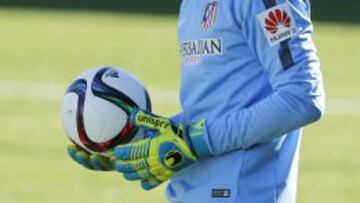 Jan Oblak en el entrenamiento del Atlético