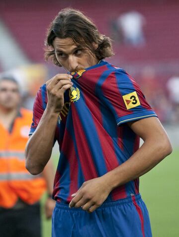 27 de julio de 2009 | La presentaci¨®n del crack sueco como nuevo jugador del equipo catal¨¢n congreg¨® en el Camp Nou a unas 55.000 personas.
