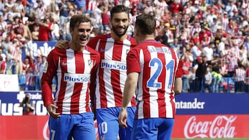 El Atlético de Madrid machaca al Sporting y reta al Barça