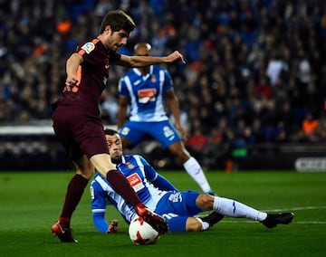 Sergi Roberto y Javi Fuego.