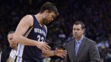 Joerger seguirá siendo el entrenador de los Grizzlies