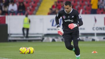 Por fin pudo dar el salto en el 2018 al pasar al Atlas. Sin embargo, la apuesta no resultó bien y regresó a Chile para jugar en Everton.