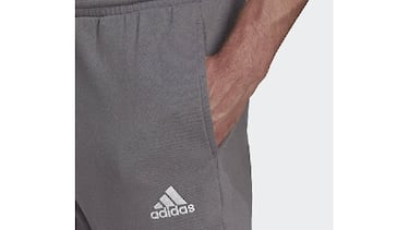 El clásico chándal de Adidas sorprende en Amazon: 39% de descuento y es ideal para renovar el armario