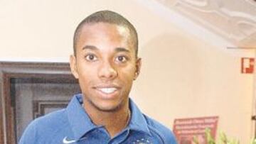 <b>EL CRACK</B>. "Será un privilegio jugar al lado de tantas figuras"