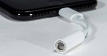 Los iPhone 2018 podrían dar el adiós definitivo al minijack