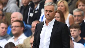 Mourinho en el banquillo del Real Madrid.