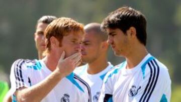 &Aacute;lex Fern&aacute;ndez y Morata, durante un entrenamiento con el Real Madrid.