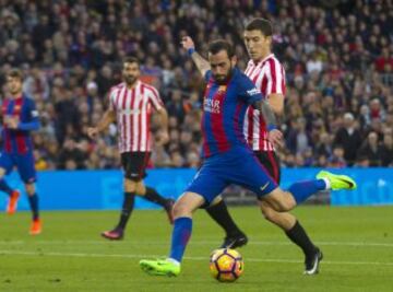 Aleix Vidal marca el 3-0.